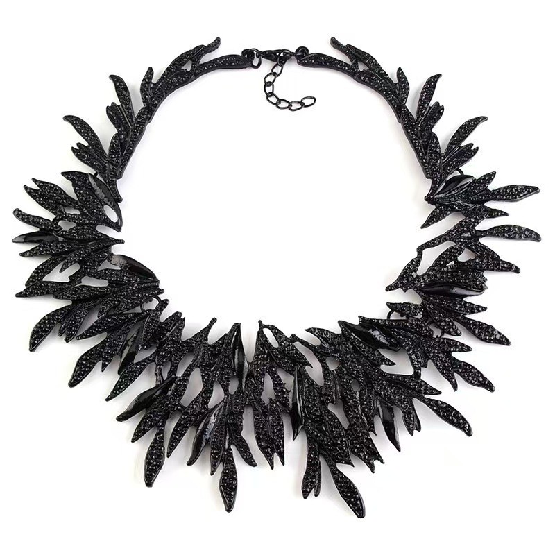 Exaggerated and Stylish Retro  - Women'S Accessories Manufacturers 评论和价格