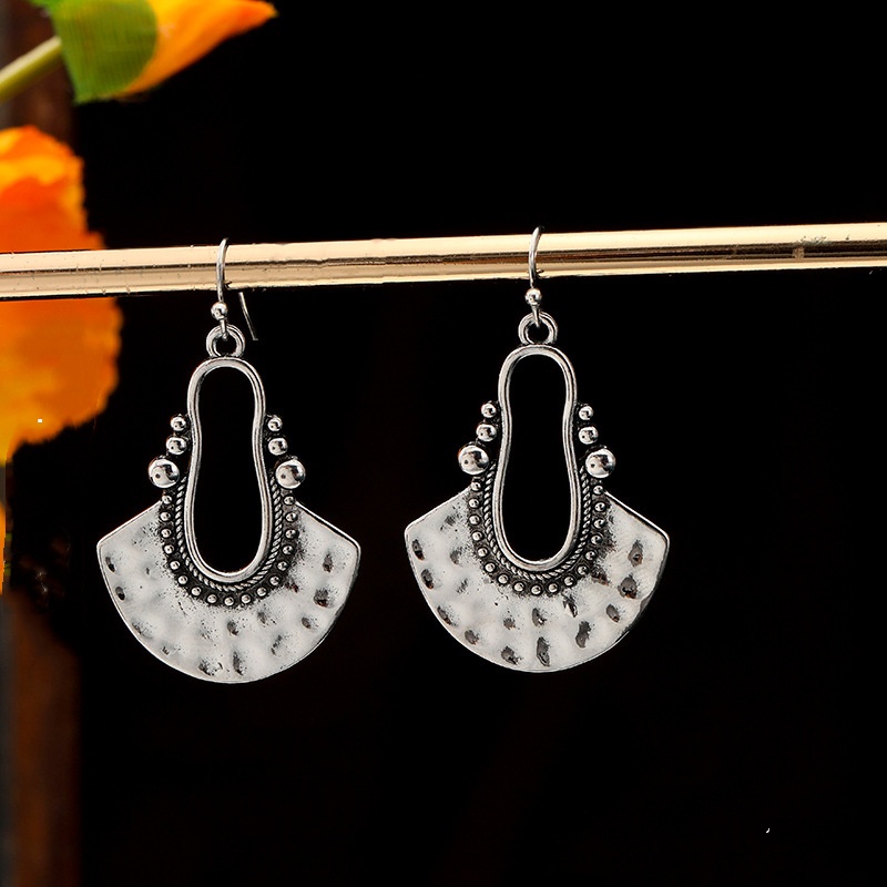 Hollow fan-shaped alloy pendan - Women'S Accessories Manufacturers 评论和价格