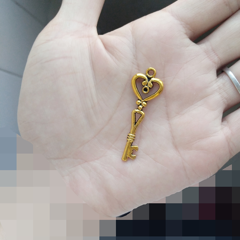 40pcs Gold Keys Charms Pendant - Women'S Accessories Manufacturers 评论和价格