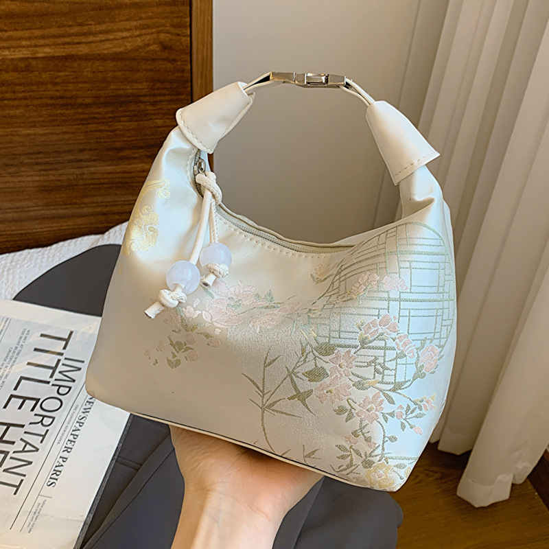 Chinese Ancient Style Wrist Ba - Women'S Accessories Handbags 评论和价格