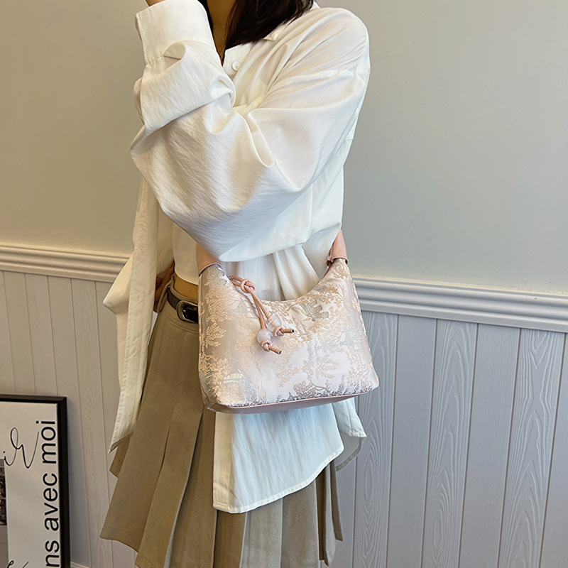 Chinese Ancient Style Wrist Ba - Women'S Accessories Handbags 评论和价格